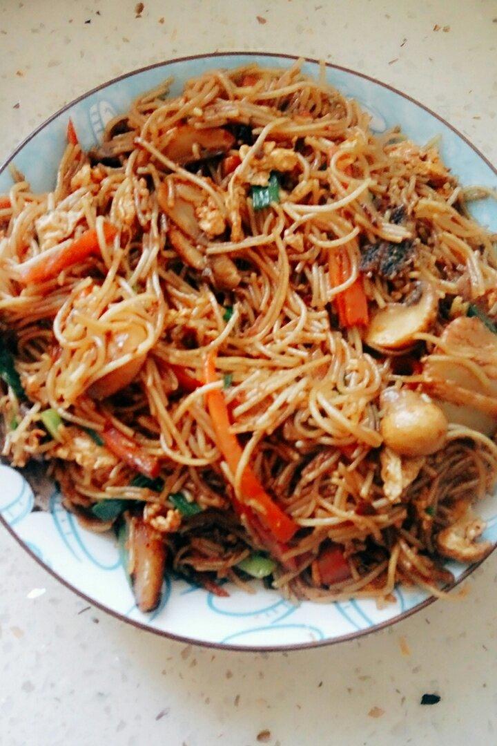 广东排挡风味炒米粉