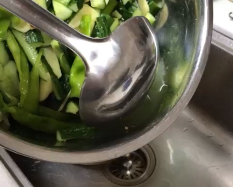 黄瓜小菜、小咸菜、开胃菜、凉拌黄瓜菜的做法 步骤15