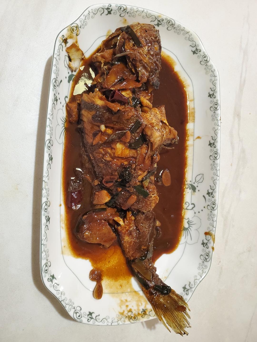 私房红烧黄花鱼，边吃边想念~