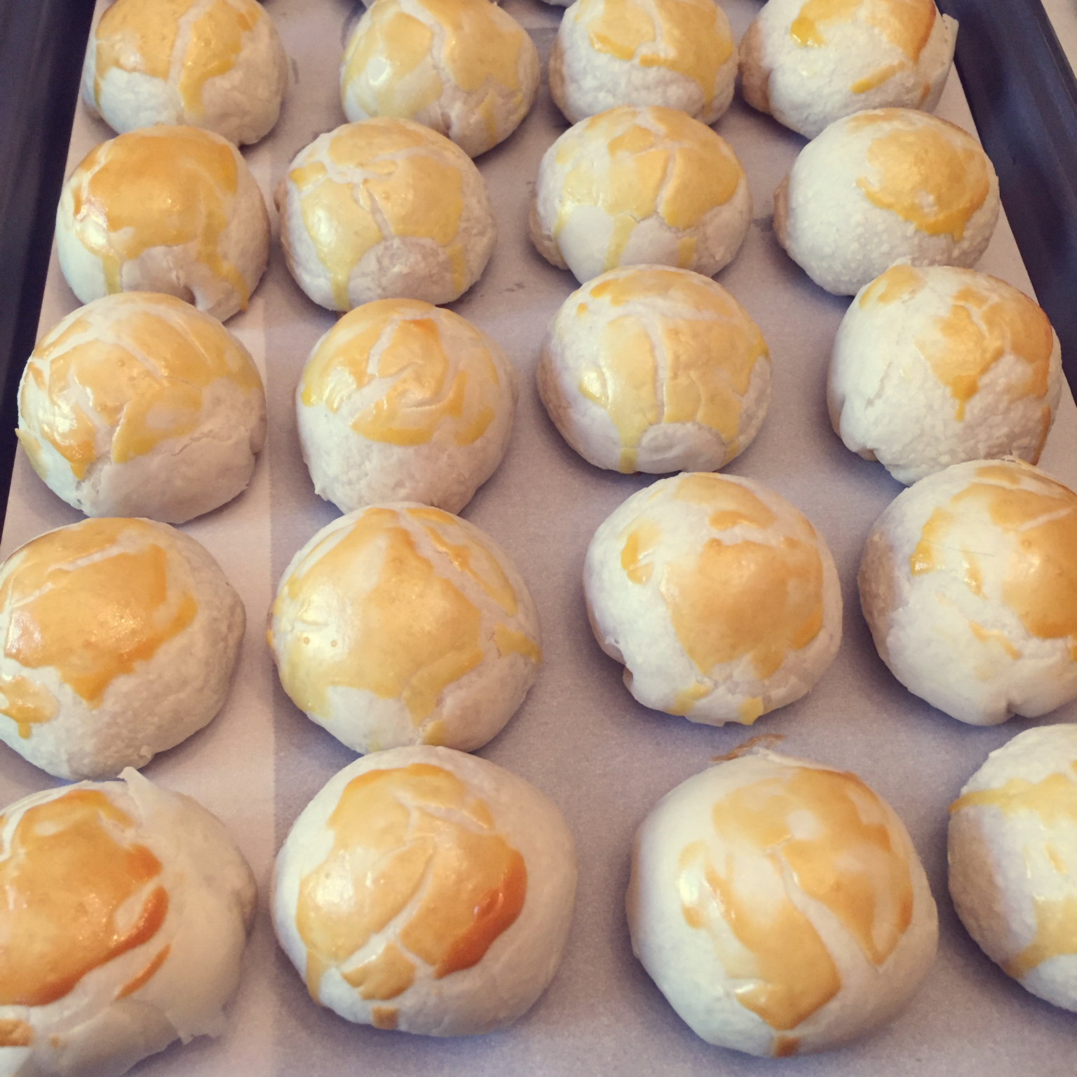 蛋黄酥酥酥（超级奶香黄油版）