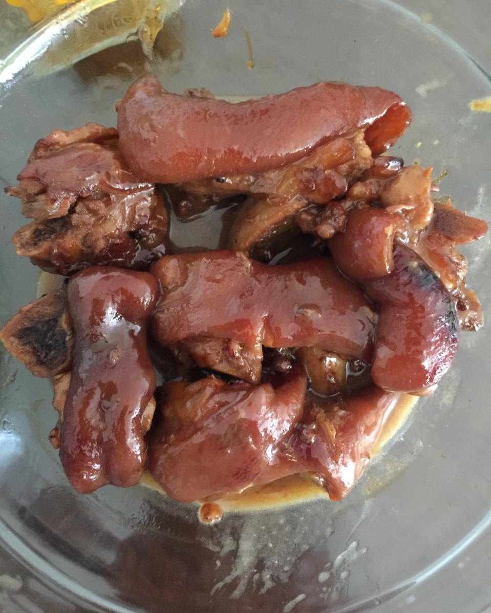 美味的家常菜：红烧猪蹄