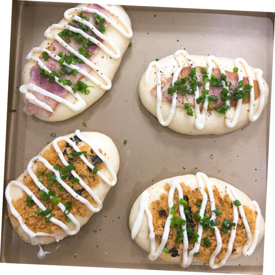 【培根沙拉面包】