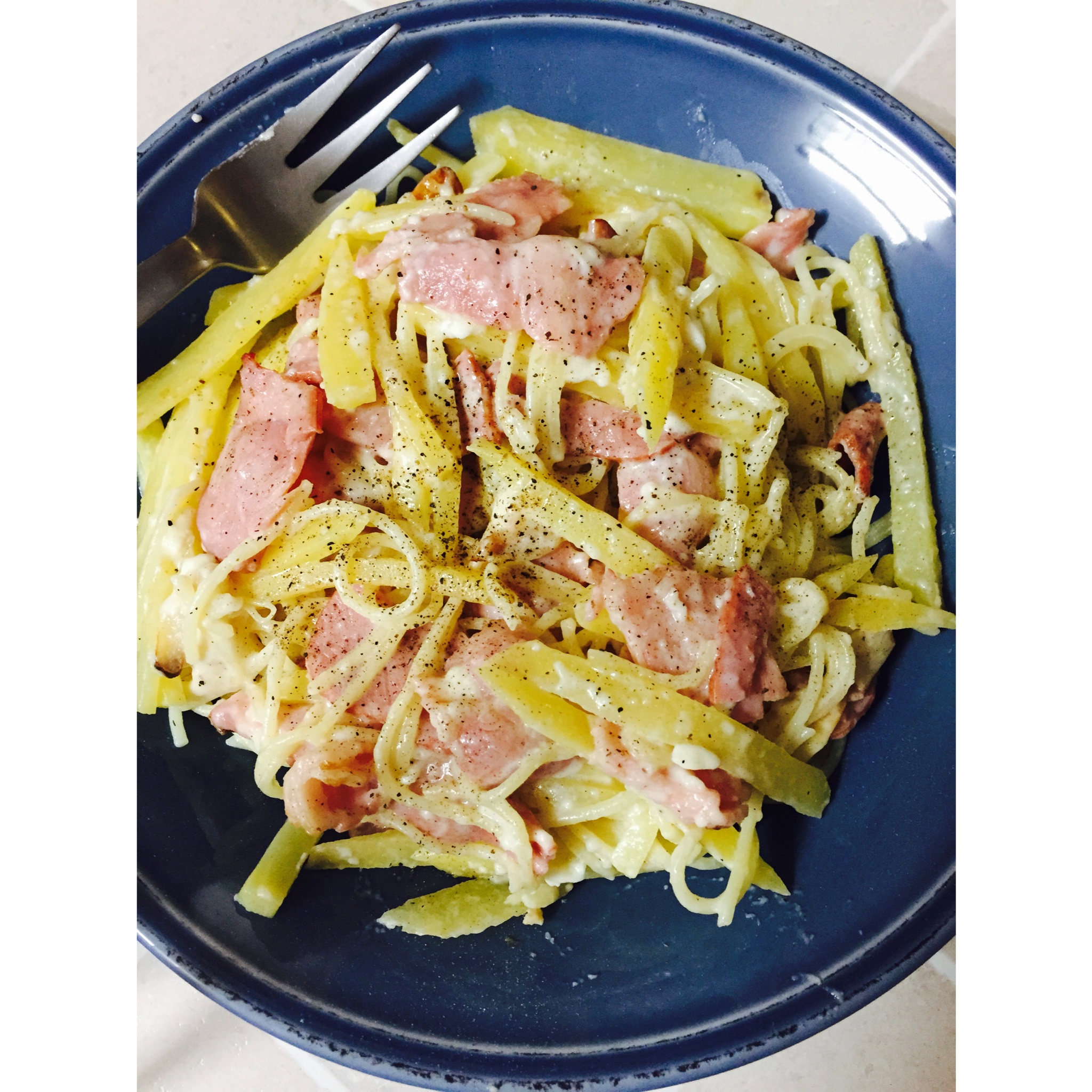 超简单的奶汁培根意面Carbonara