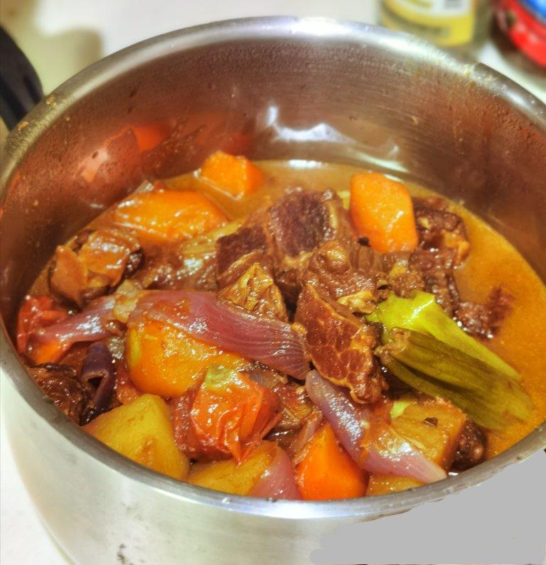 番茄土豆炖牛腩