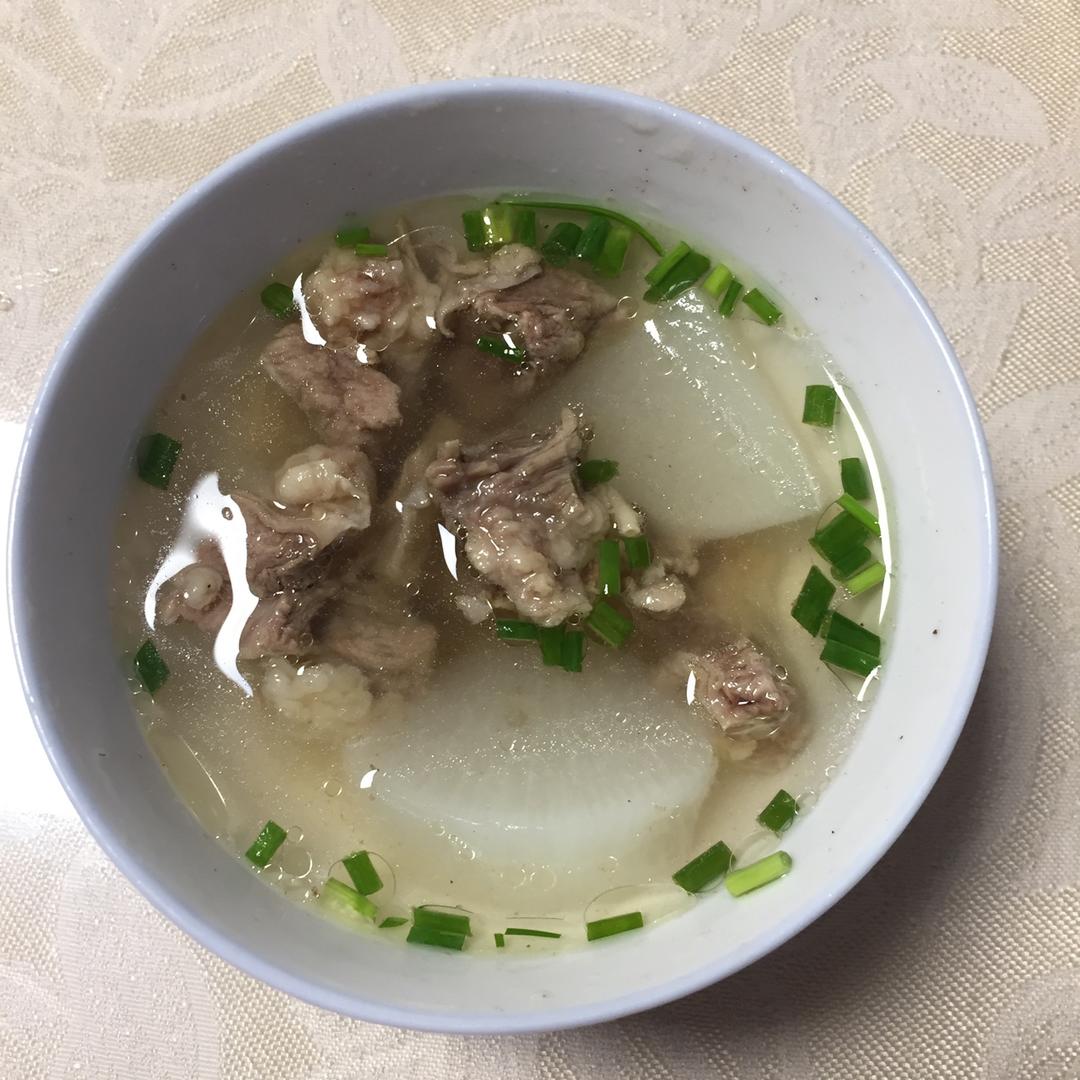 萝卜牛肉汤