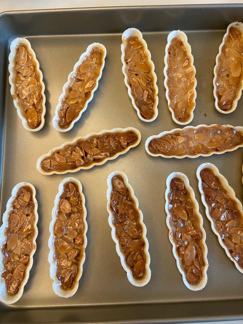 小美 焦糖杏仁糯米船