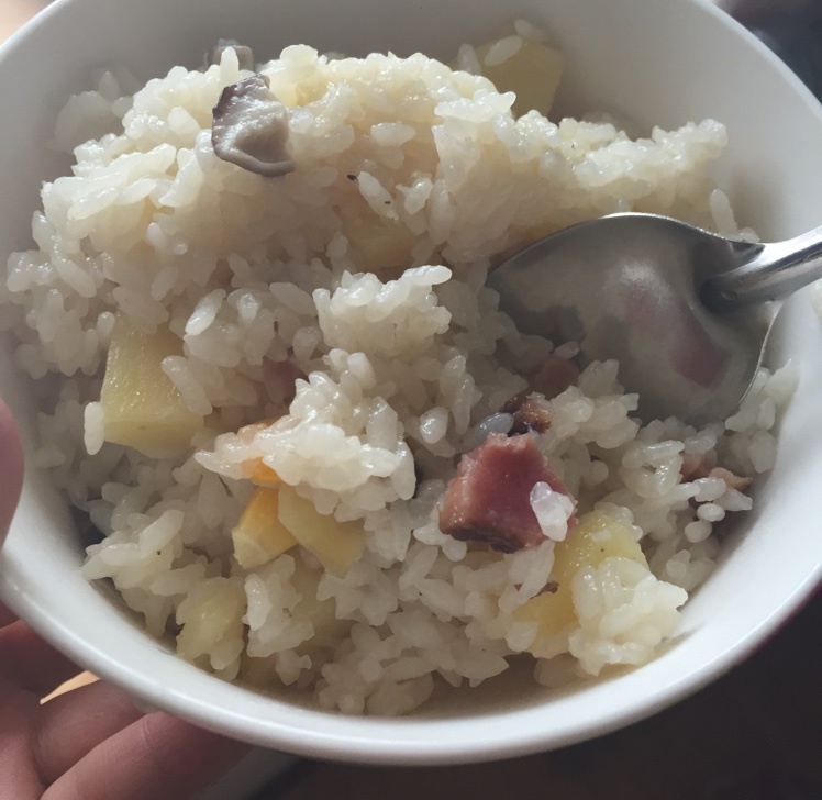 懒人电饭锅玉米萝卜闷饭