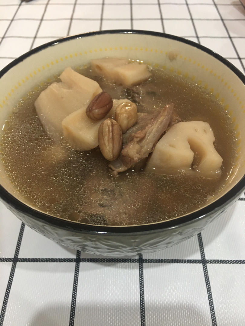 超简单高压锅莲藕排骨汤