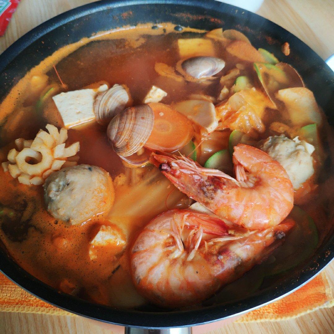 小软fighting做的韩式海鲜豆腐汤