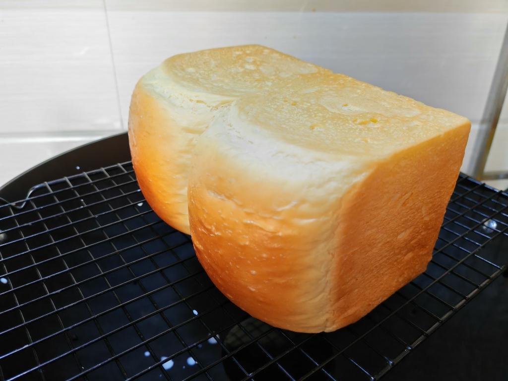 奶香浓郁的奶酪吐司