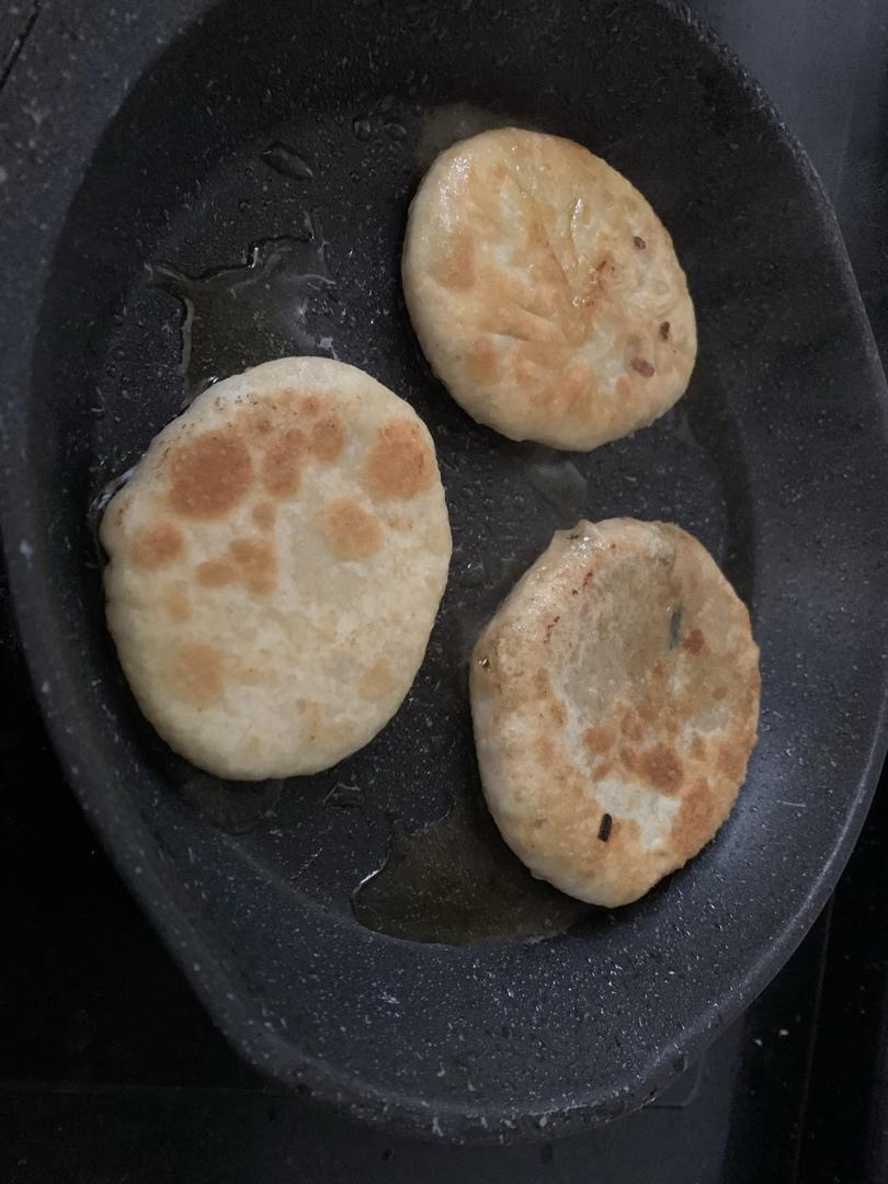 汤氏猪肉大葱肉饼