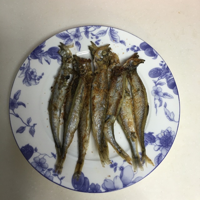 香煎椒盐多春鱼