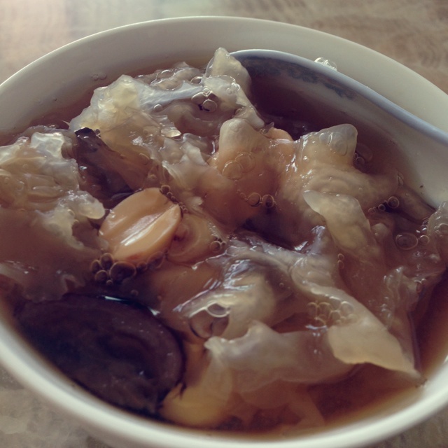 红枣银耳莲子羹