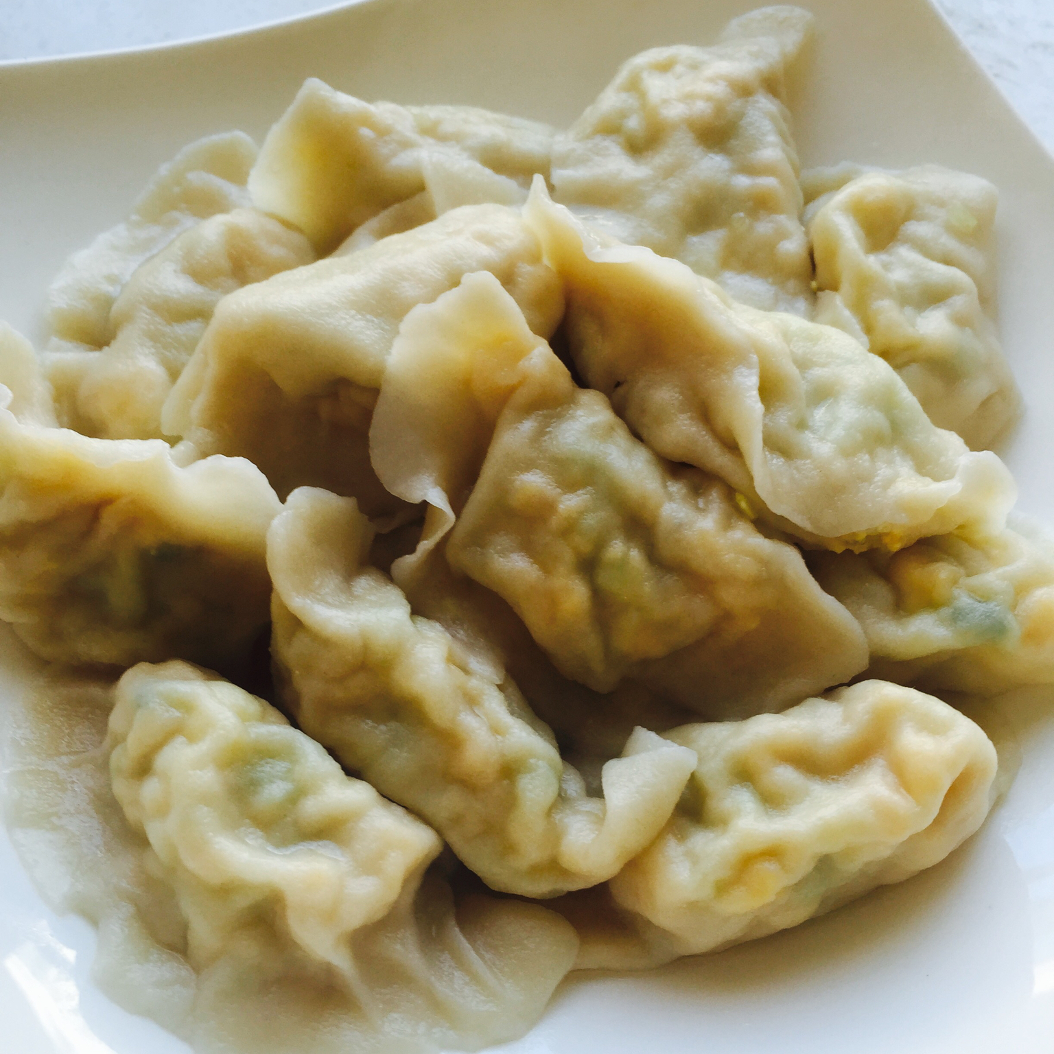 西葫芦鸡蛋虾皮饺子