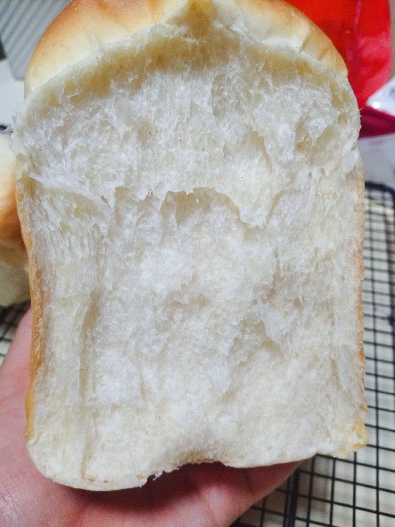 鲜奶吐司（老面法）