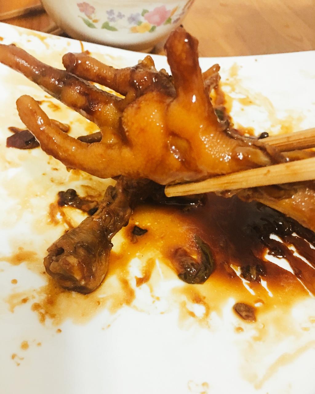 红烧鸡爪