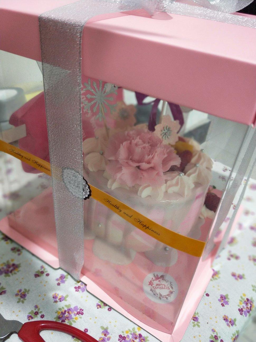 奶油淋面棋格蛋糕