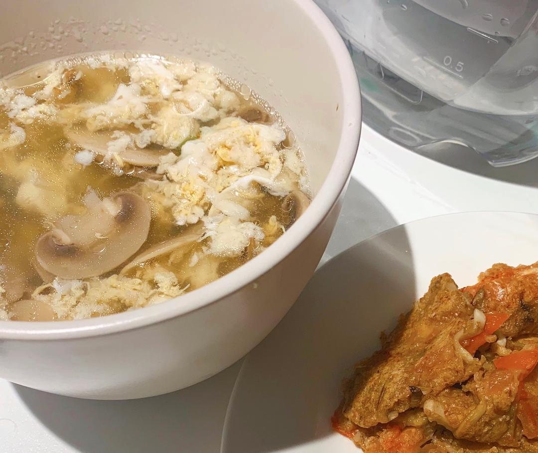 蘑菇蛋汤