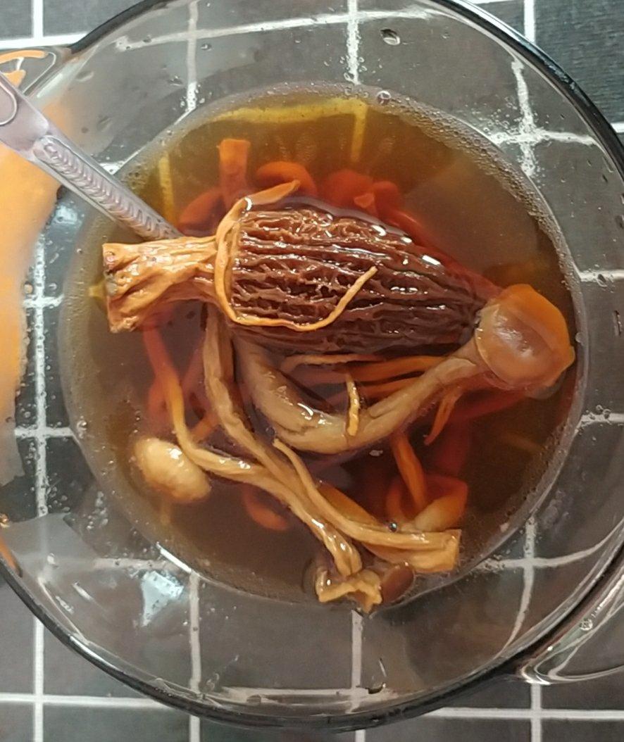 羊肚菌袪湿汤