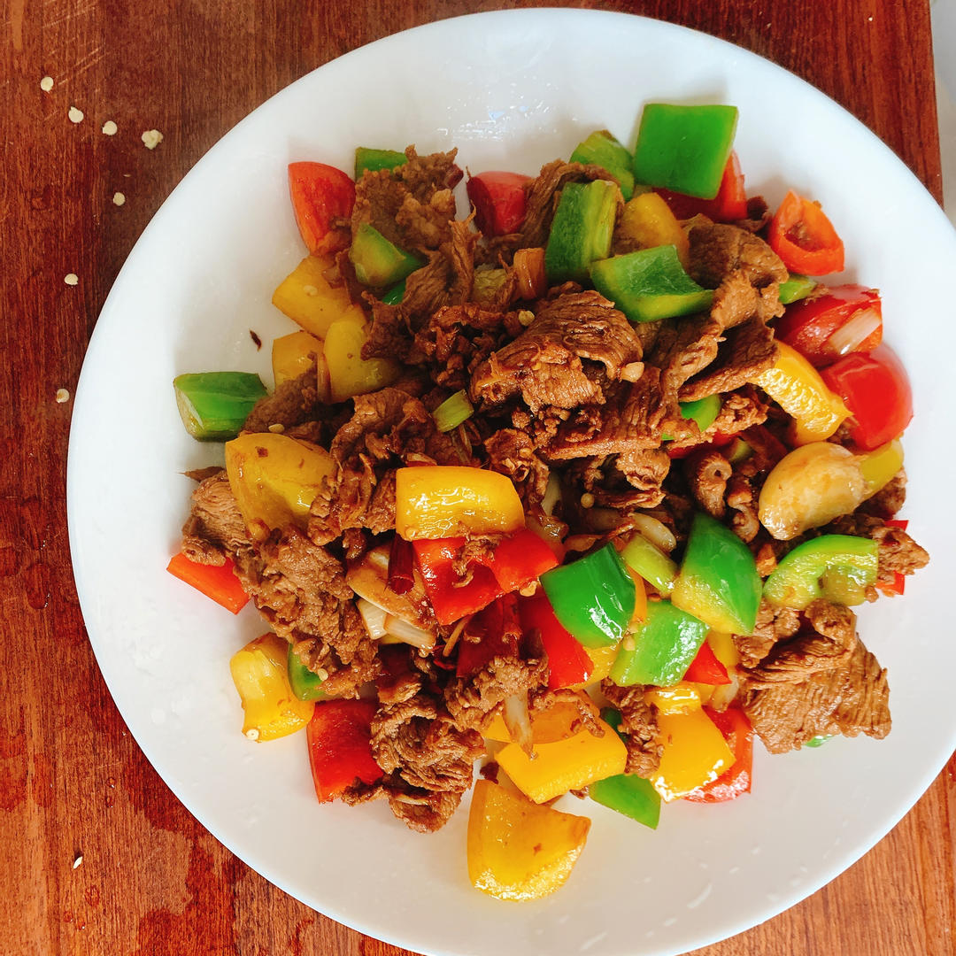 家常小炒牛肉（嫩滑爆赞）