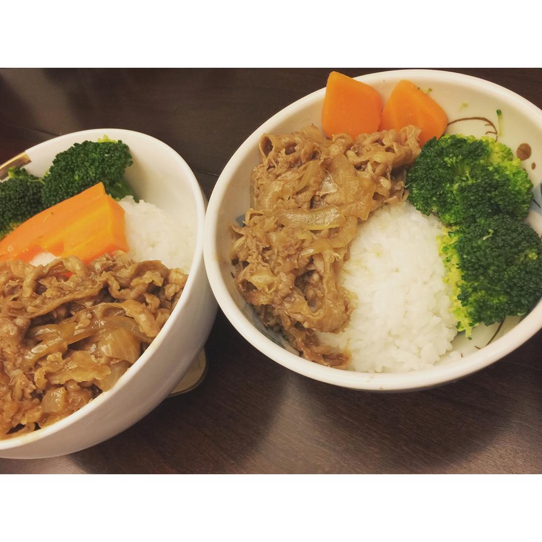 肥牛饭