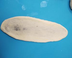 芝麻豆沙面包卷（汤种法）的做法 步骤8
