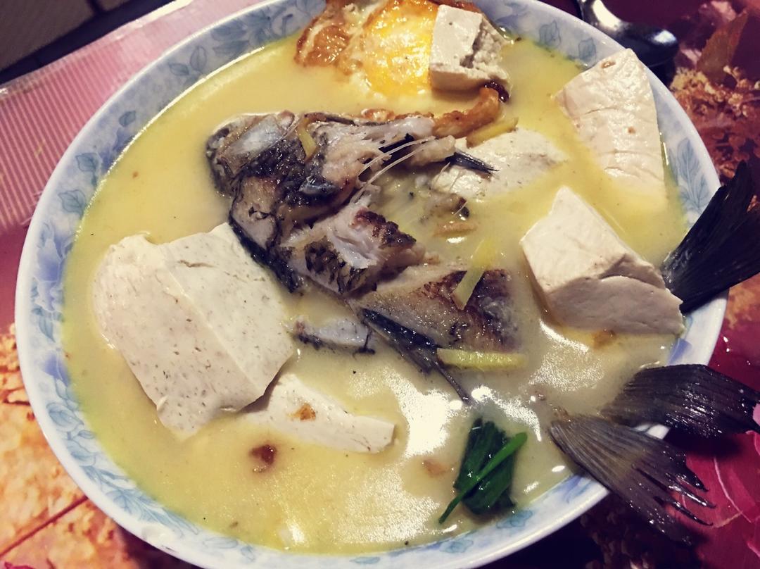 荷包蛋鲫鱼汤【曼食慢语】第二季第3集