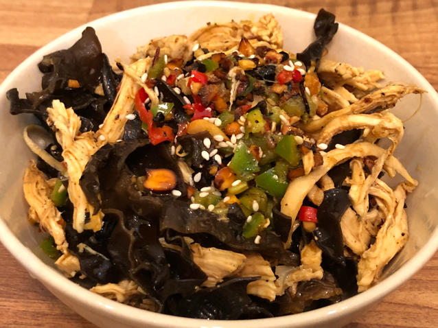 减脂健身｜凉拌手撕鸡丝（香辣&麻油版）