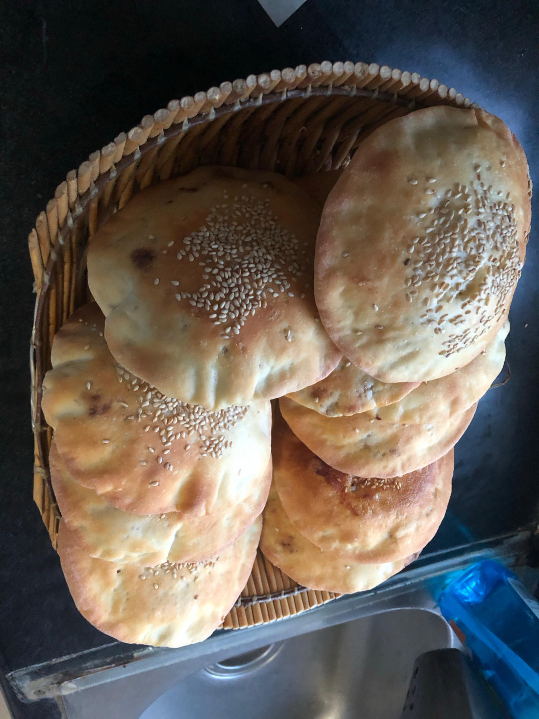 不用和面的快手锅盔，猪肉洋葱锅盔（手抓饼版），酥掉渣超好吃，凉了也不硬