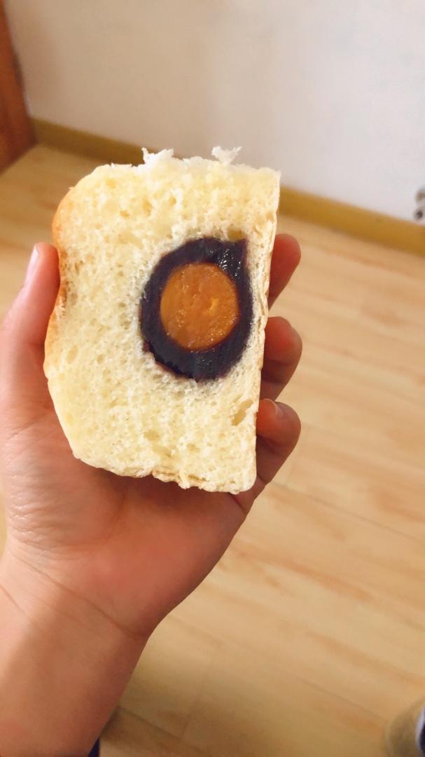 豆沙蛋黄面包～好吃到哭～