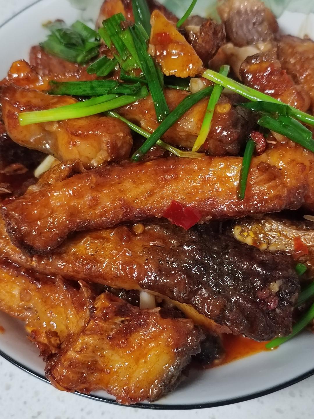 朋友建议我开个小馆子😅😅香辣鱼块太香了🔥