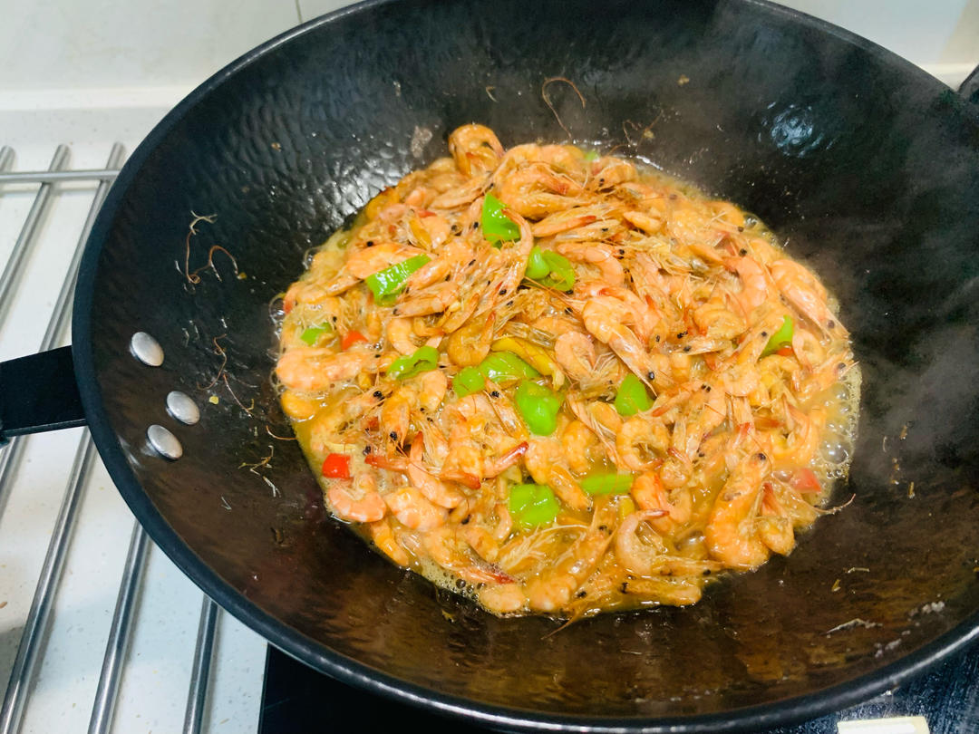 超级下饭的尖椒炒小虾米