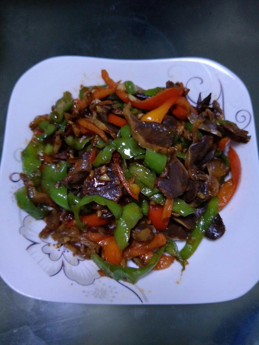 爆炒鸡胗