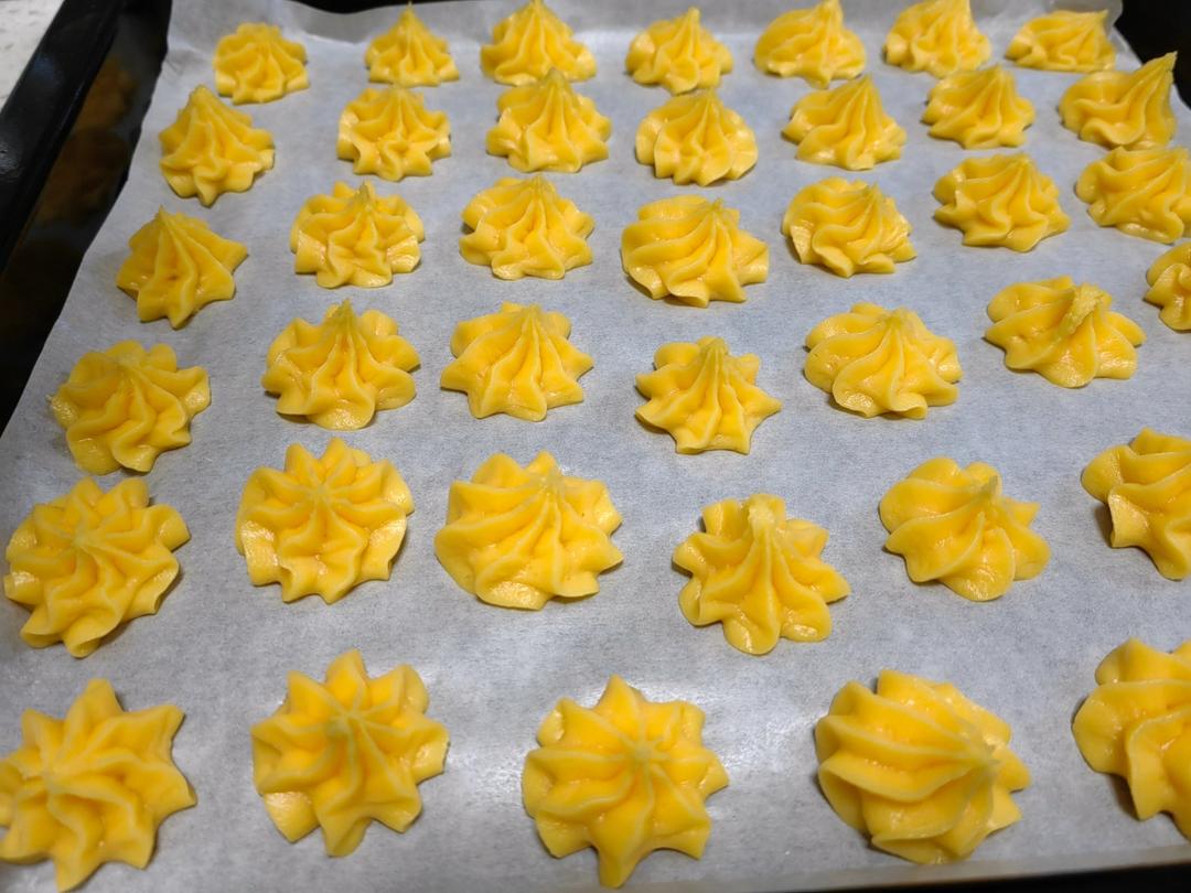 简单易成功的奶油小泡芙做法