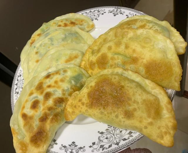 韭菜盒子(电饼铛或平底锅)的做法