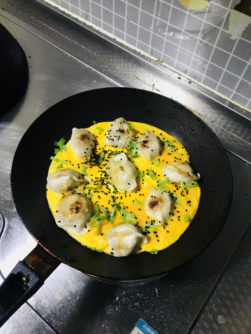 十分钟快手菜抱蛋煎饺（速冻饺子）