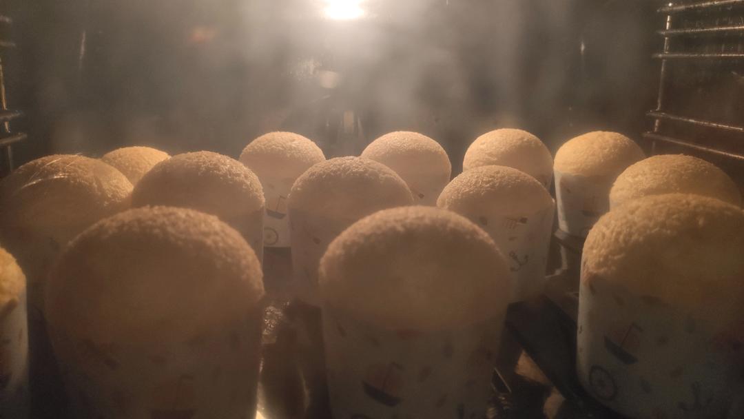 奶油奶酪纸杯蛋糕—消耗用剩的奶油奶酪