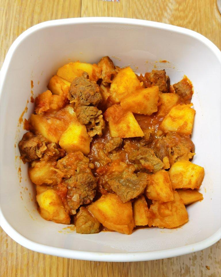 番茄土豆炖牛腩