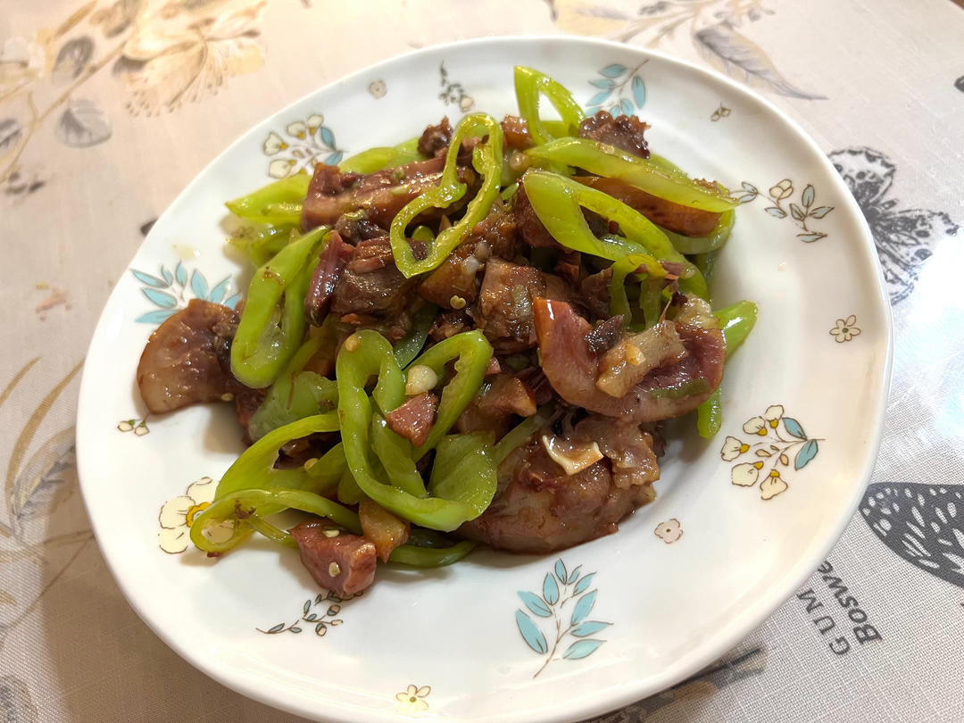尖椒炒猪头肉