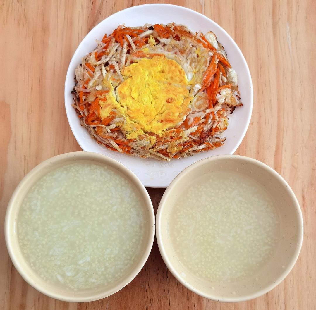 土豆胡萝卜绕丝鸟巢煎鸡蛋饼