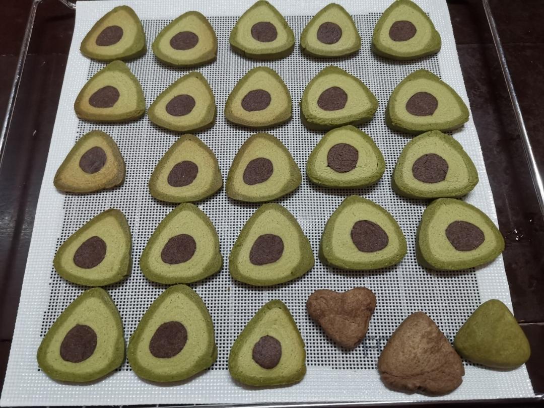 🥑免打发，免模具，清新小可爱—牛油果造型曲奇饼干