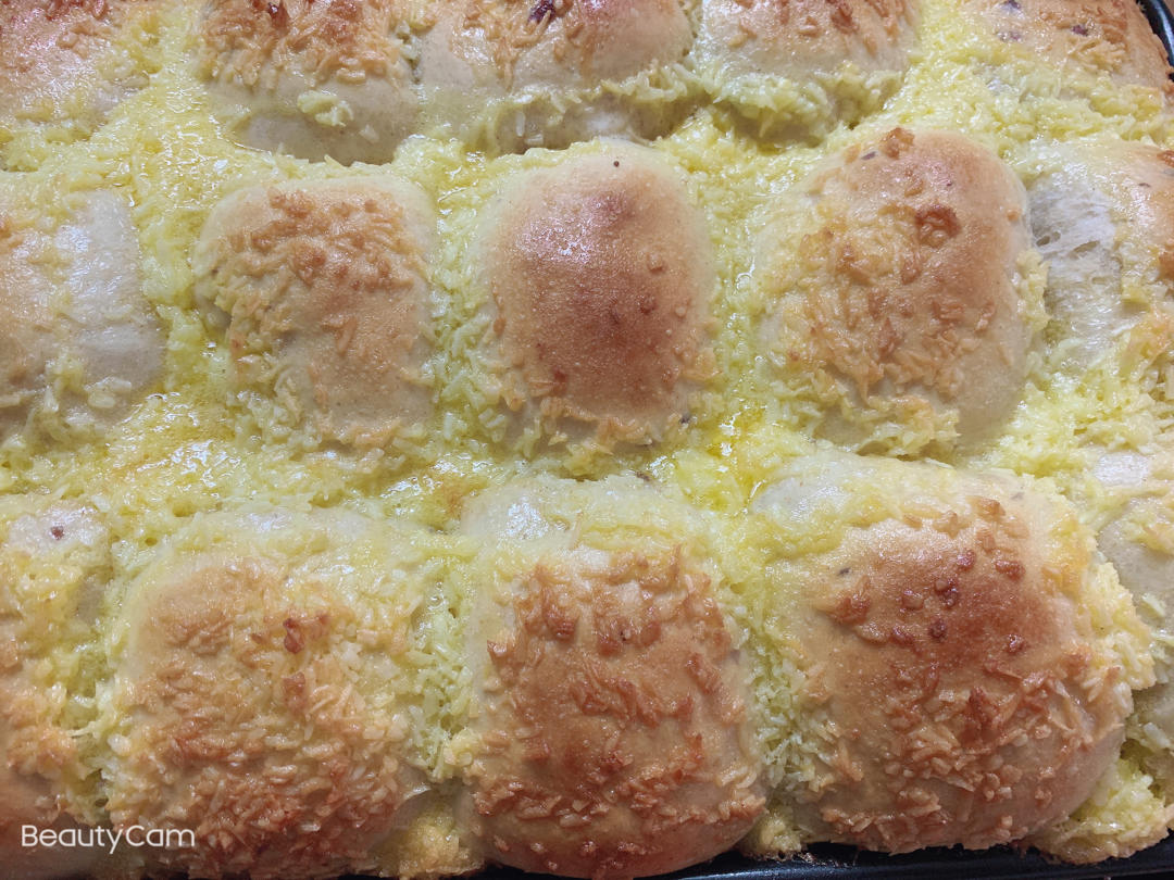 椰蓉蜜豆餐包（内附：蜜豆做法）