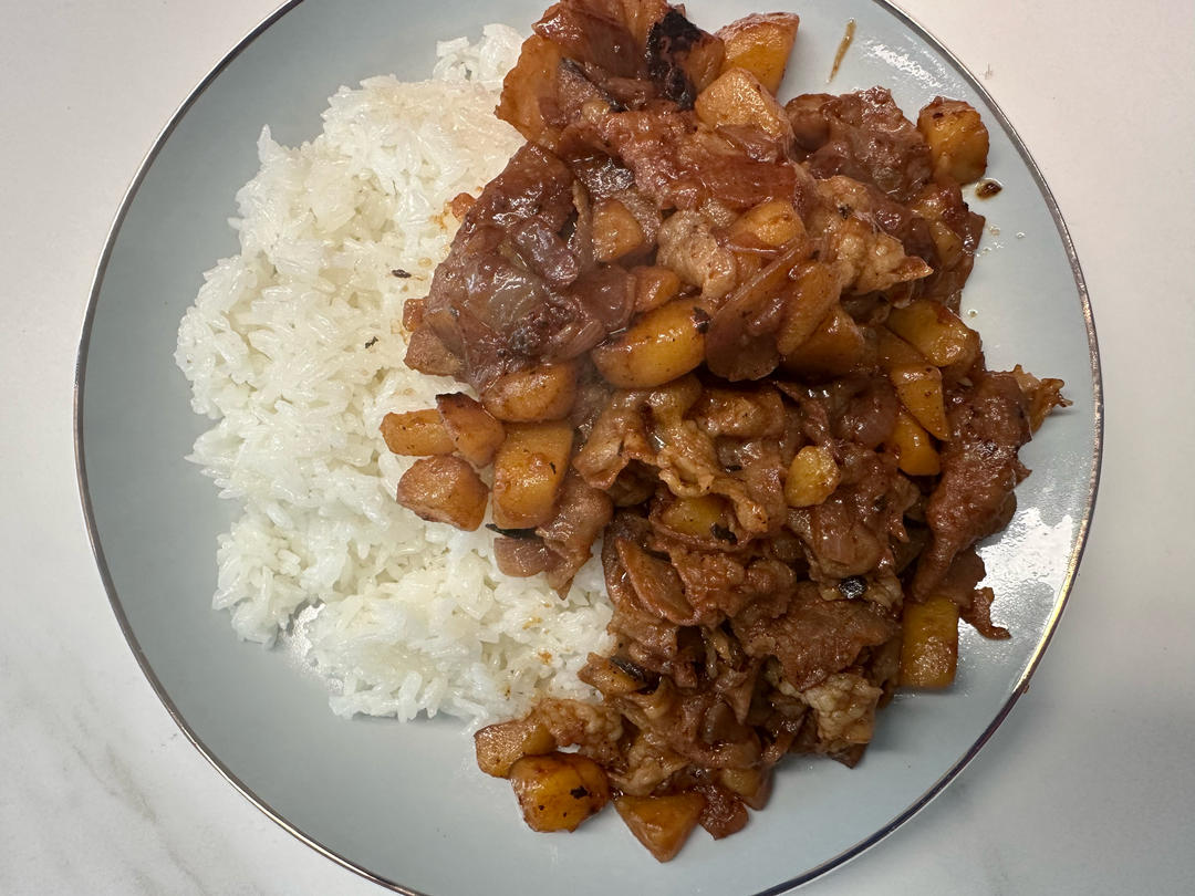 好吃到舔碗底的土豆肥牛拌饭