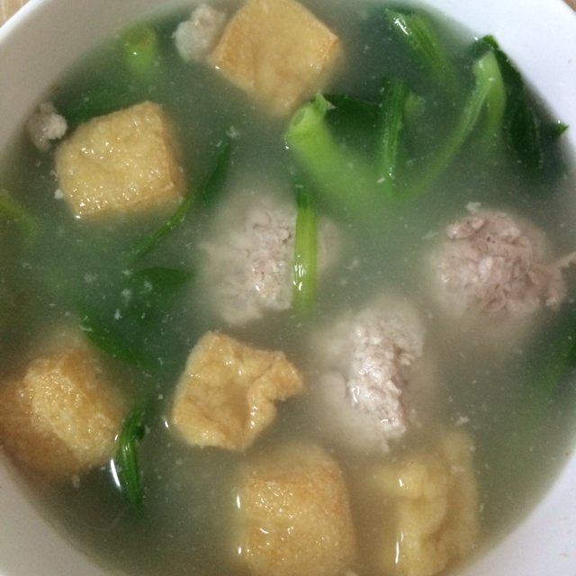 小白菜丸子汤