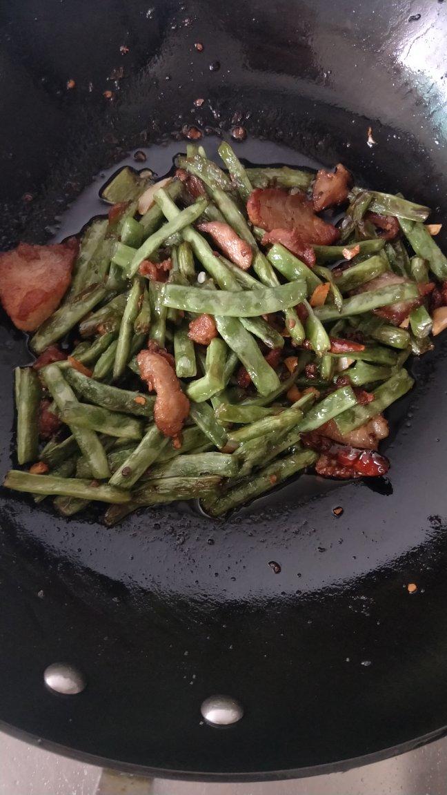 一上桌就瞬间光盘的干煸四季豆