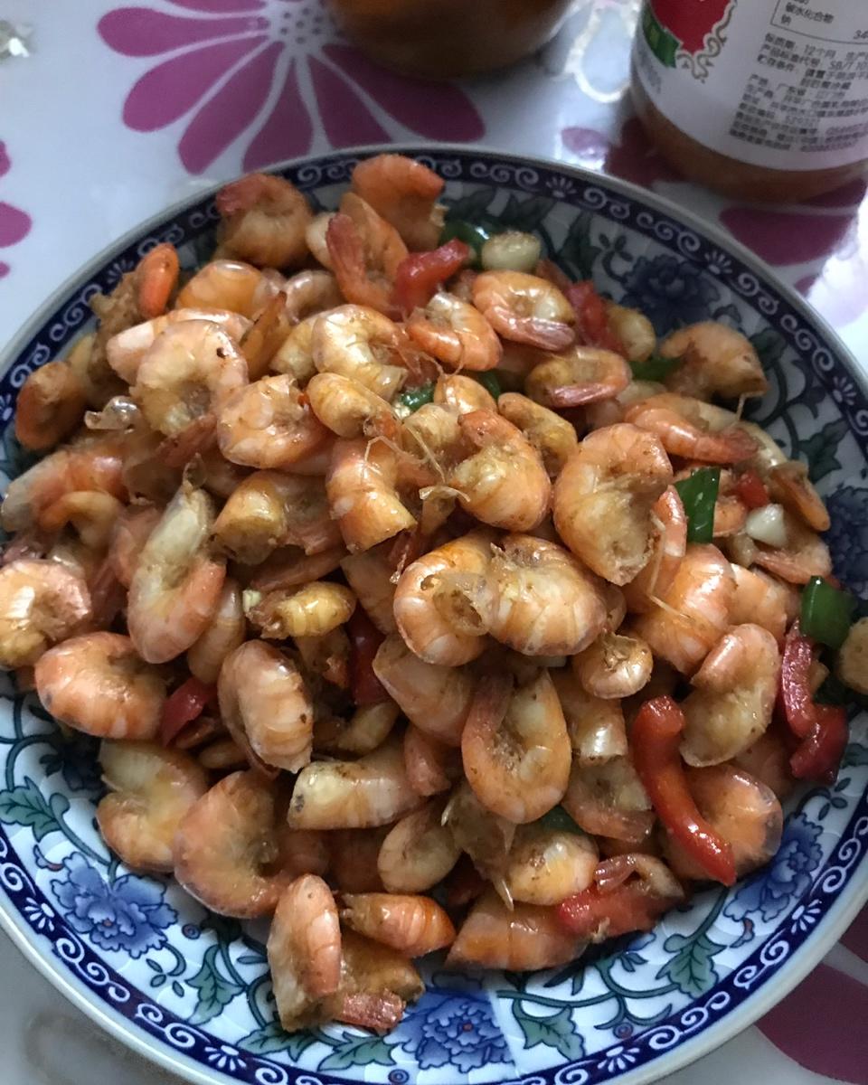 青椒炒河虾