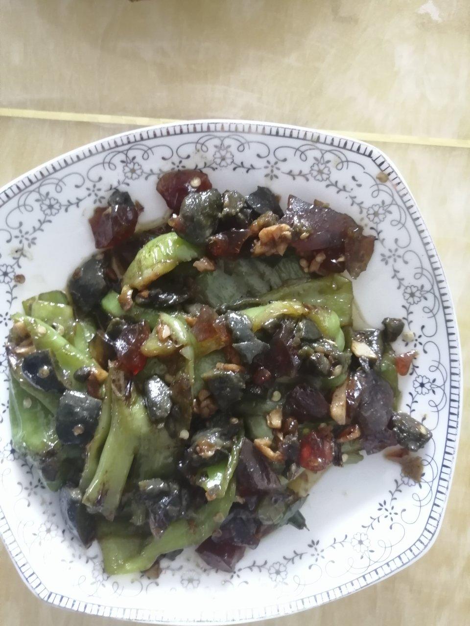 青椒皮蛋
