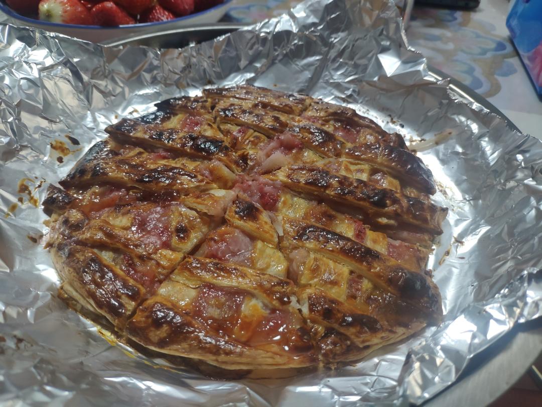 手抓饼草莓🍓派