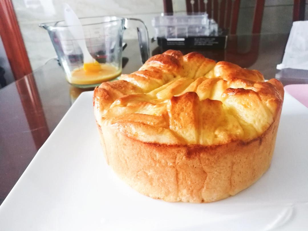 日式香浓炼乳面包