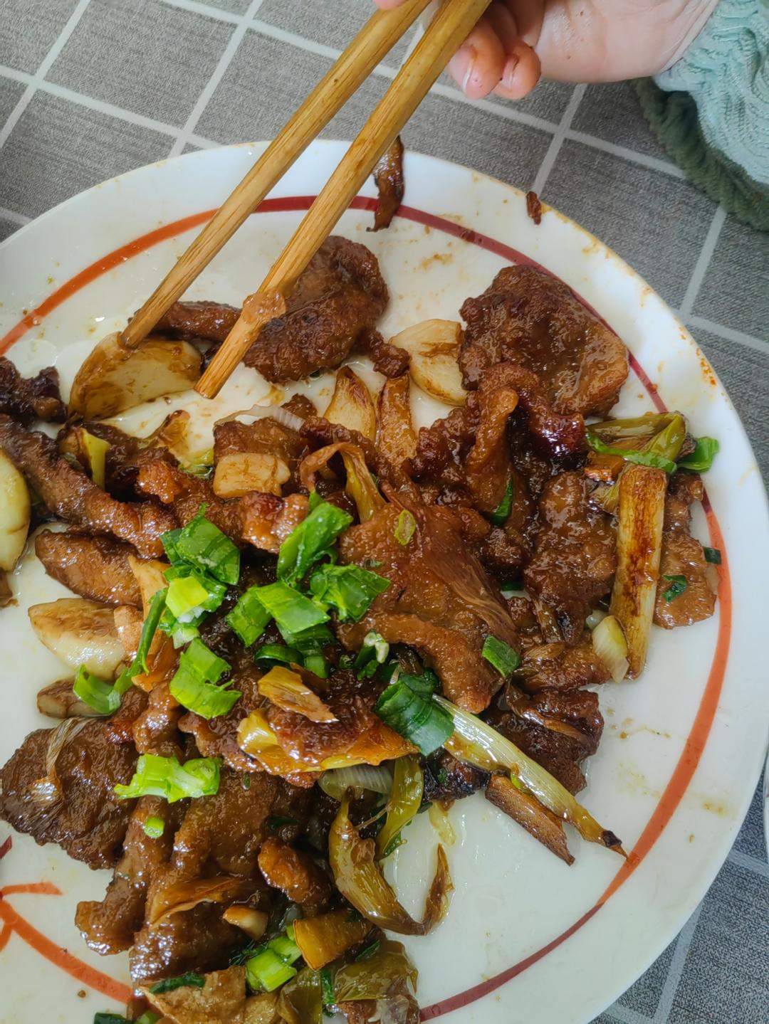 瘦肉这样做香气四溢